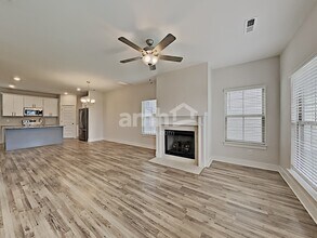 326 Charity Ln in Murfreesboro, TN - Foto de edificio - Building Photo