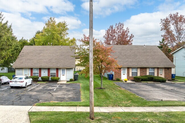 Parkside at Maple Canyon in Columbus, OH - Foto de edificio - Building Photo