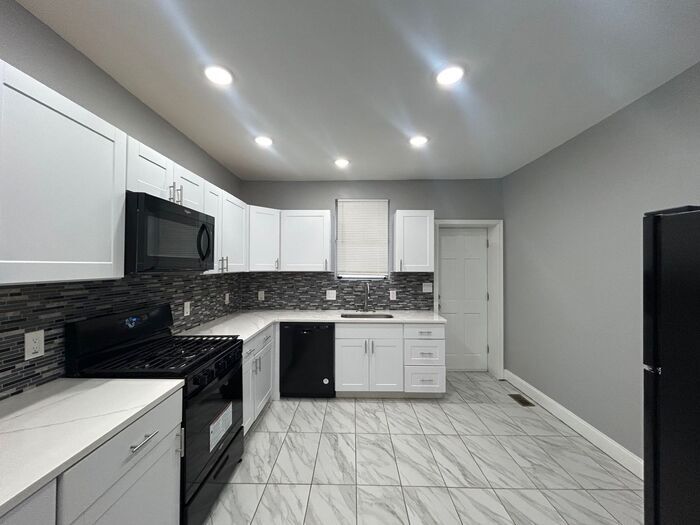 2499 Orleans St in Baltimore, MD - Building Photo
