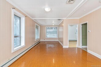 1500 Main St in Port Jefferson, NY - Building Photo - Building Photo