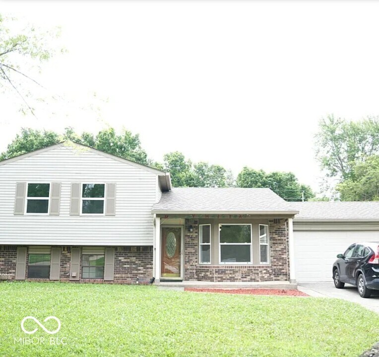 7529 Natchez Ct in Indianapolis, IN - Building Photo