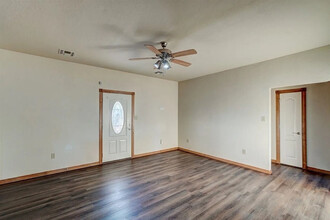 608 Shady Oak in Fletcher, OK - Building Photo - Building Photo