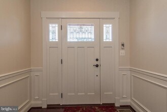 3209 Gary Ct in Falls Church, VA - Building Photo - Building Photo