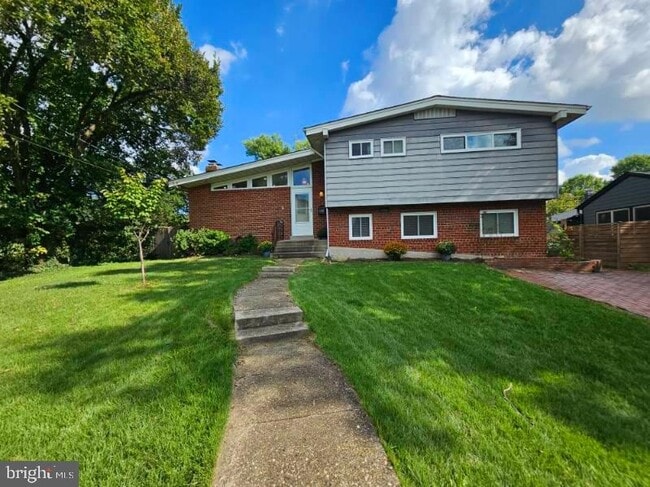 property at 1107 N Pegram St