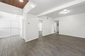 1604 SW 9th St in Miami, FL - Building Photo - Building Photo