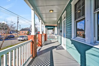205 S 11th St in Wilmington, NC - Foto de edificio - Building Photo