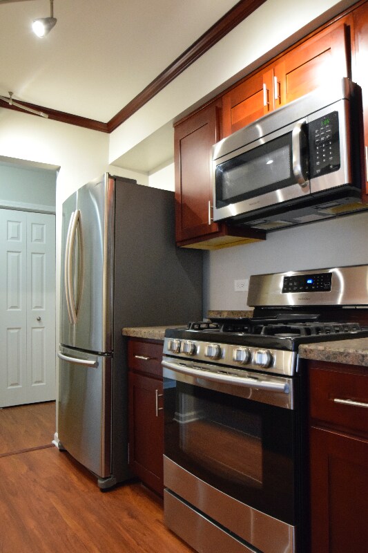 1425 Ashland Ave in Des Plaines, IL - Building Photo - Building Photo
