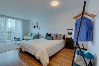 Mysa Apartments in Seattle, WA - Building Photo - Building Photo