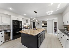 5720 Oakview Ln N in Plymouth, MN - Building Photo - Building Photo