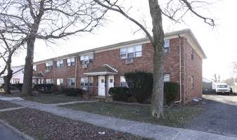 2000 Woodbridge Ave Apartments