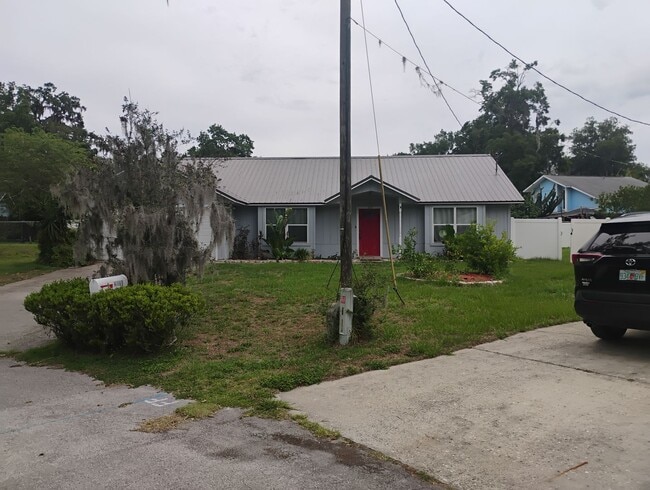 4861 SE 31st Terrace in Ocala, FL - Building Photo - Building Photo