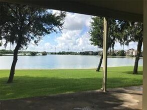 18800 Egret Bay Blvd in Houston, TX - Building Photo - Building Photo