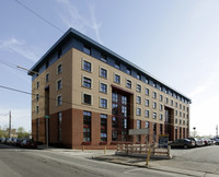 North Hall in Philadelphia, PA - Foto de edificio - Building Photo