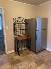 1003 Silver Ave, Unit 1003-04 in Greensboro, NC - Foto de edificio - Building Photo