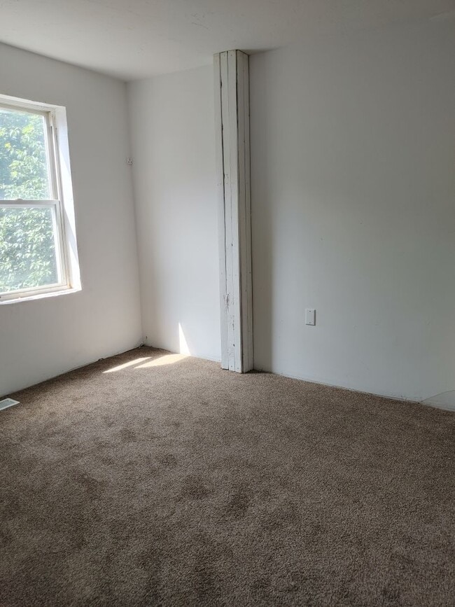property at 34 N Franklin St