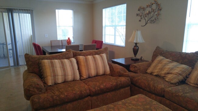 property at 1030 Villagio Cir