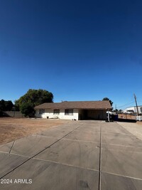 3344 E Barbarita Ave in Gilbert, AZ - Foto de edificio - Building Photo