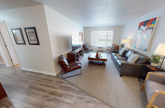 Lake Pointe Apartment Homes in Fond du Lac, WI - Building Photo - Building Photo