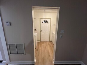 2540 Elyria Ave in Largo, FL - Building Photo - Building Photo