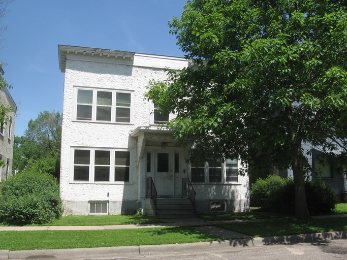 1663 Sherburne Ave in St. Paul, MN - Foto de edificio