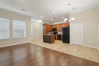 916 Sweet Pine Dr in Katy, TX - Building Photo - Building Photo