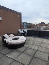 147 Kelton St, Unit 703 in Boston, MA - Building Photo - Building Photo