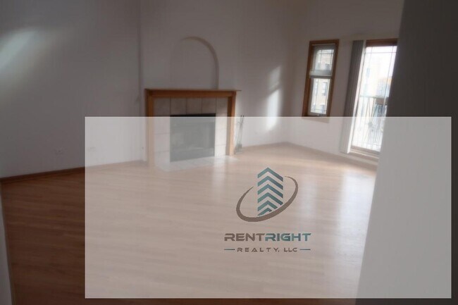 1446 W Chicago Ave, Unit 1448-4E in Chicago, IL - Foto de edificio - Building Photo