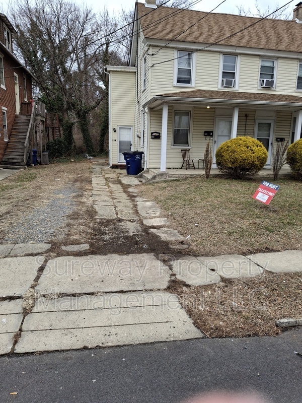 25-27-27 E Camden Ave in Moorestown, NJ - Building Photo - Building Photo