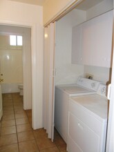 802 E Lester St, Unit 2 Bed / 2 Bath Near UofA in Tucson, AZ - Building Photo - Building Photo