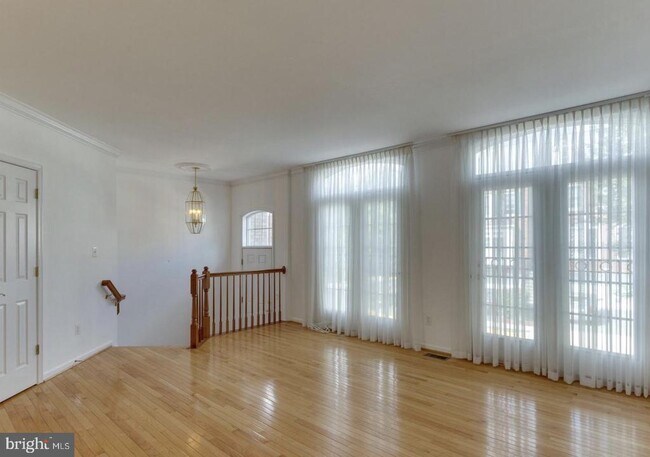 4597 Barringer Pl in Fairfax, VA - Building Photo - Building Photo