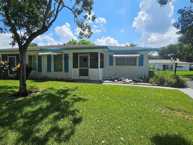 1140 NW 85th Ave, Unit 201 in Plantation, FL - Building Photo - Building Photo
