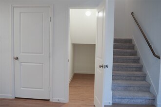 3210 Spanish Oak Ln in Rosenberg, TX - Foto de edificio - Building Photo