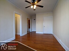 1160 N Dearborn St, Unit #1164-304 in Chicago, IL - Foto de edificio - Building Photo