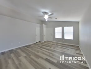 12723 W Jenero Dr in Arizona City, AZ - Foto de edificio - Building Photo