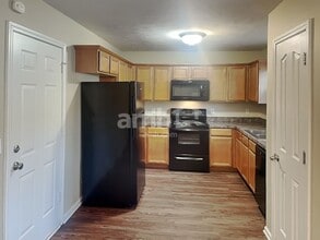 111 Dreville Dr in La Vergne, TN - Building Photo - Building Photo