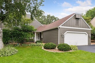 4724 Temple Rd in Minnetonka, MN - Building Photo - Building Photo