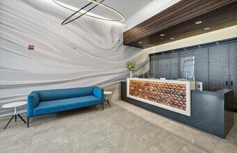 303 W Ohio St, Unit Silver Tower - 3209 in Chicago, IL - Building Photo - Building Photo