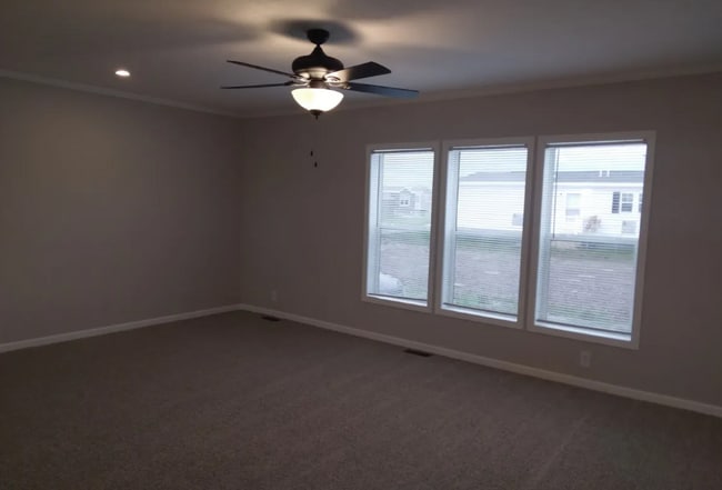 37399 Sandstone Trl in Lenox, MI - Building Photo - Building Photo