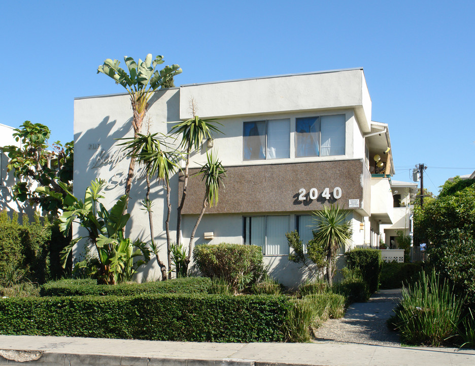 2040 S Bedford St in Los Angeles, CA - Building Photo