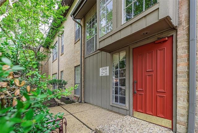 property at 10438 High Hollows Dr