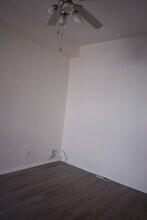 3525 W Fullerton Ave, Unit 2 in Chicago, IL - Foto de edificio - Building Photo