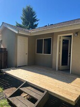 646 Elizabeth St in Monroe, WA - Building Photo - Building Photo
