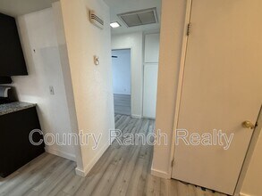 5718 Sunrise Dr in Fort Mohave, AZ - Building Photo - Building Photo