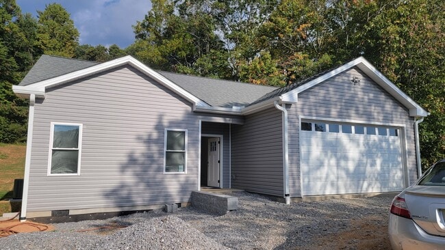 property at 117 Paislee Pk Ct