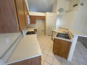 837 E Glenmere Dr in Chandler, AZ - Building Photo - Building Photo