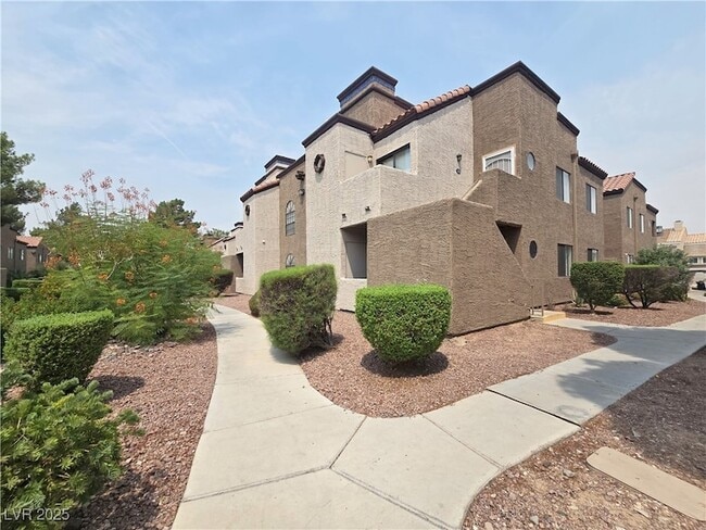 property at 2972 Juniper Hills Blvd