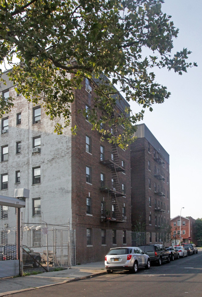 2801 Beverley Rd in Brooklyn, NY - Building Photo - Building Photo