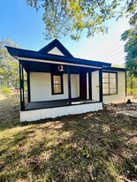 2300 Bryan St in Texarkana, TX - Building Photo