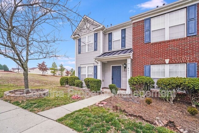 4901 Sunburst Ln in Charlotte, NC - Building Photo - Building Photo