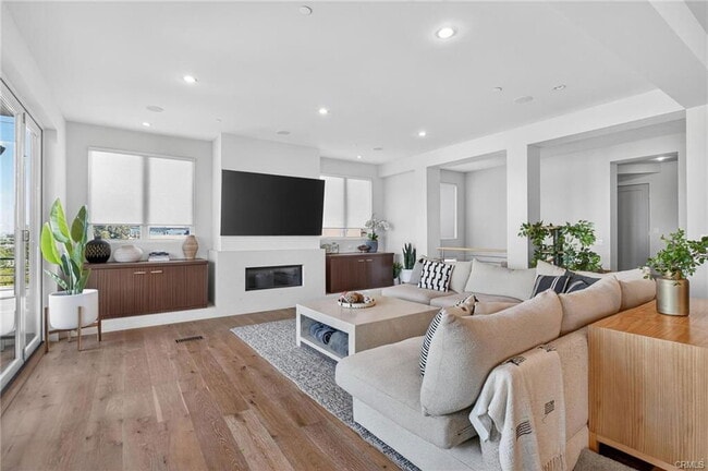 1431 18th St in Manhattan Beach, CA - Building Photo - Building Photo